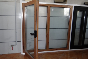 نمونه درب آلومینیوم